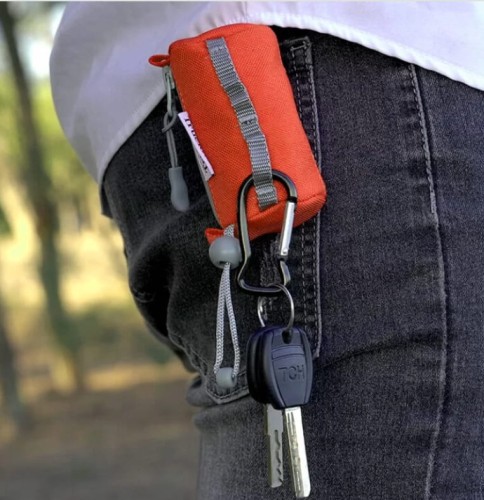 Etui na kupoworki, dozownik na woreczki dla psa Truelove Slim pomarańczowe